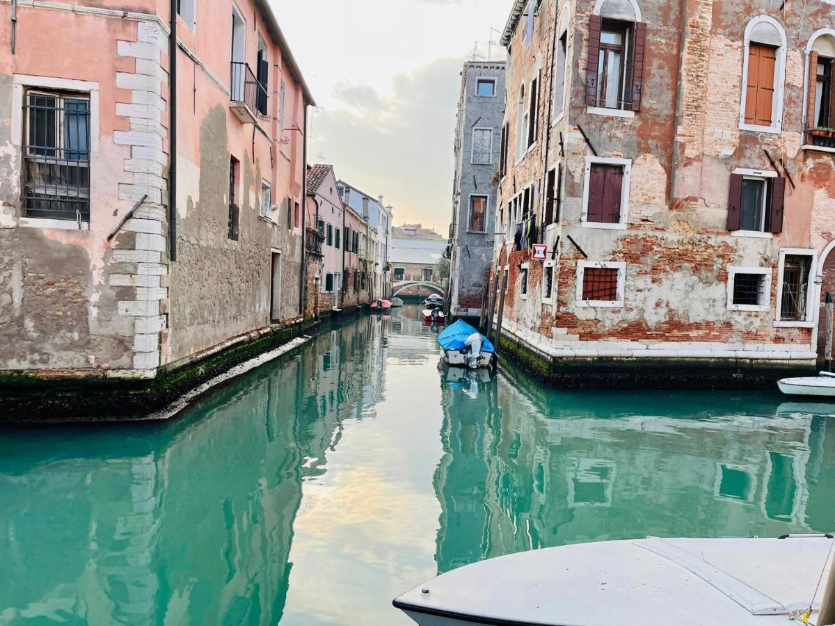 Ca' Tintoretto Venecia Exterior foto