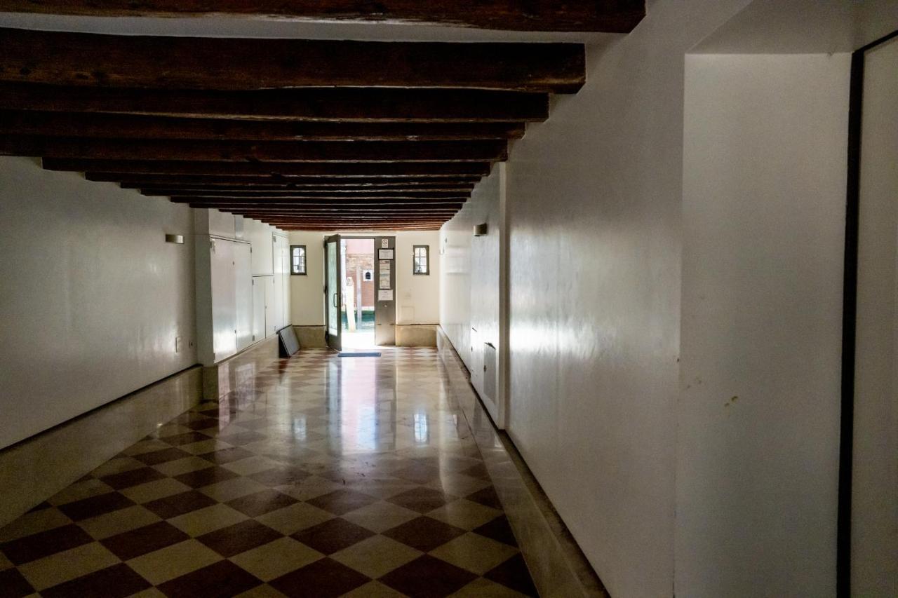 Ca' Tintoretto Venecia Exterior foto